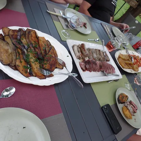 Bed & Breakfast Mas Laborde 3*