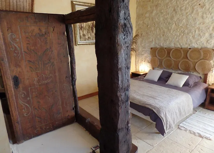 Mas Laborde Bed and Breakfast