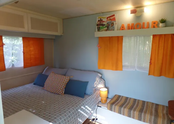 Bed and Breakfast Mas Laborde 3*